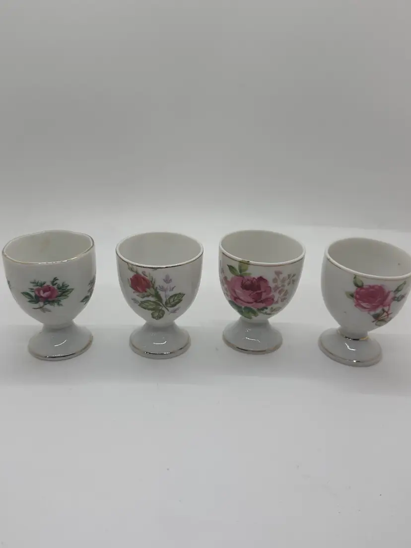 4 Bone China  Rose Floral Gold Trim Pedestal Egg Cups 