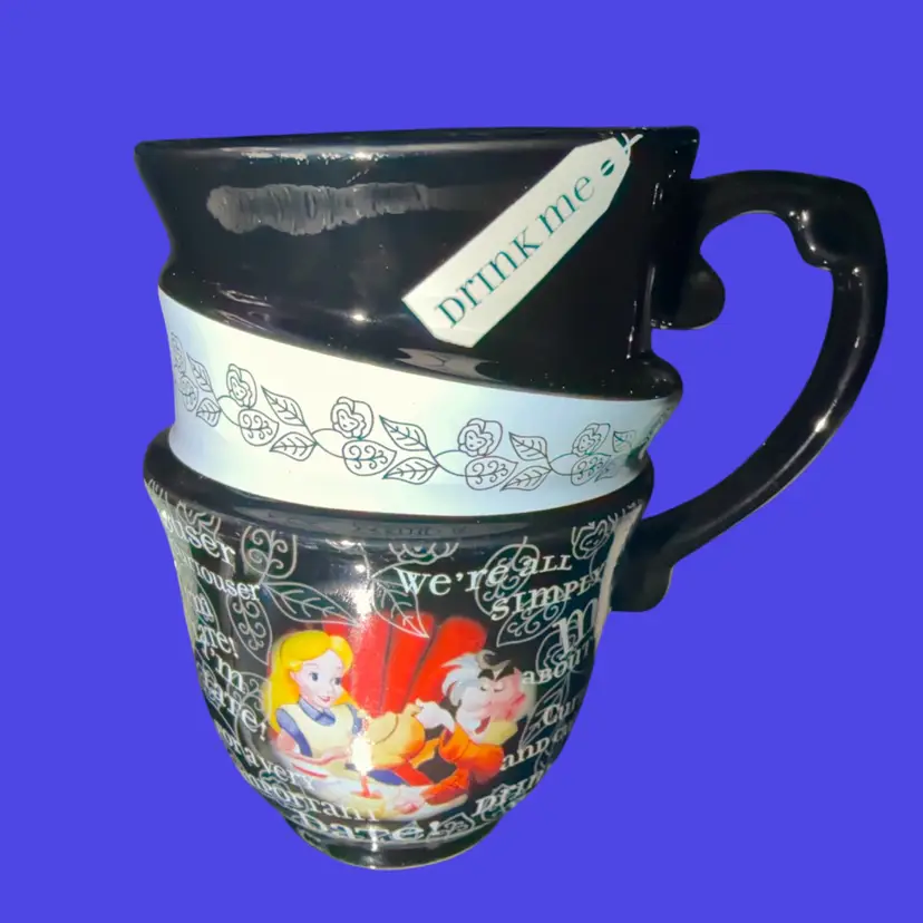 Disney parks mug Alice In Wonderland! Whimsical