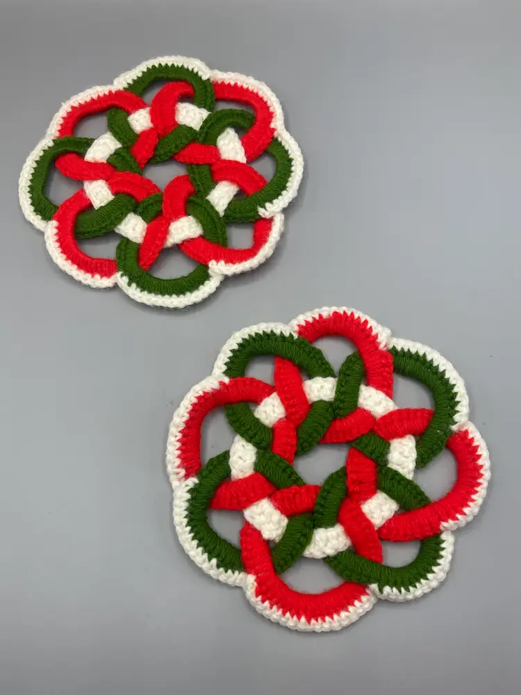 Vintage Handmade Crocheted Christmas Trivets - Set of 2 - 7.5" across