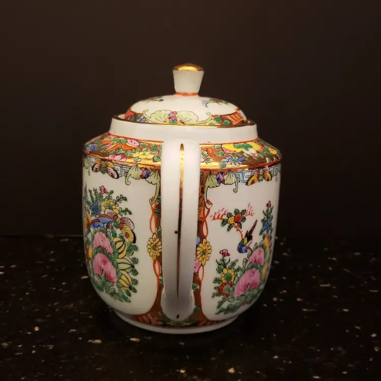 Rose Medallion Teapot Famille Rose Cantonese Vintage Chinese