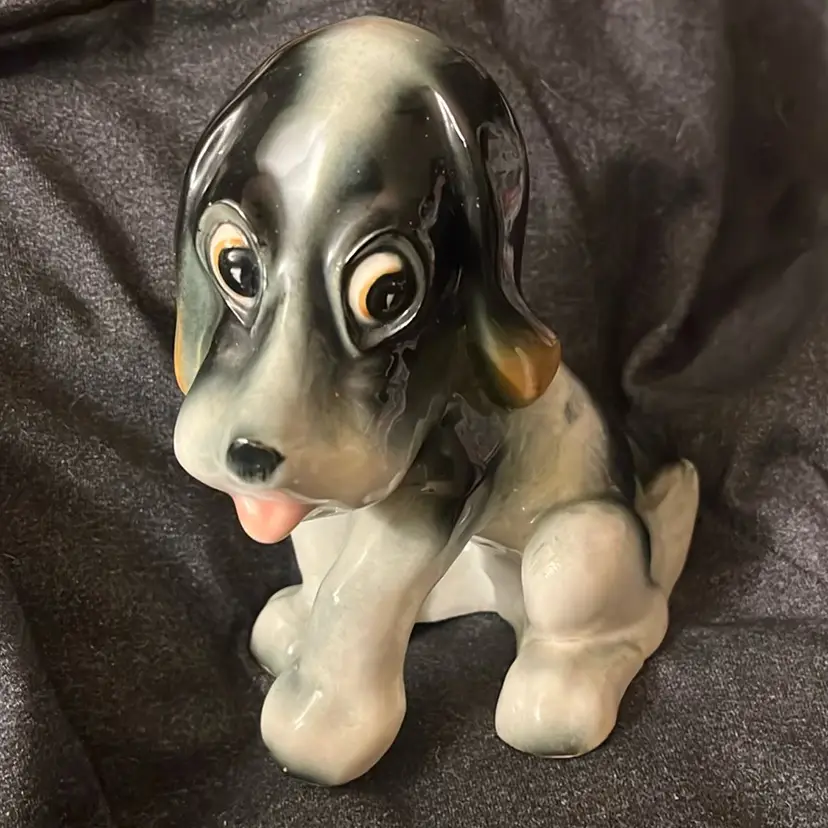 Vintage Basset Hound? Puppy Figurine