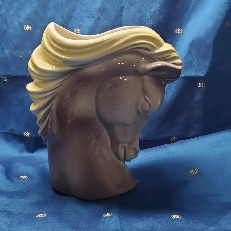 Royal Copely MCM Horse Head Vase/Planter Yellow Mane on Gray Head