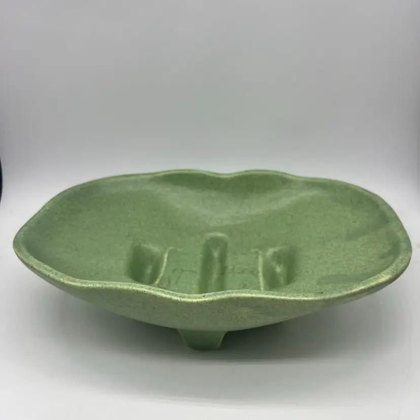Vintage McCoy USA Mid Century Modern Green Speckled Matte Glaze Planter