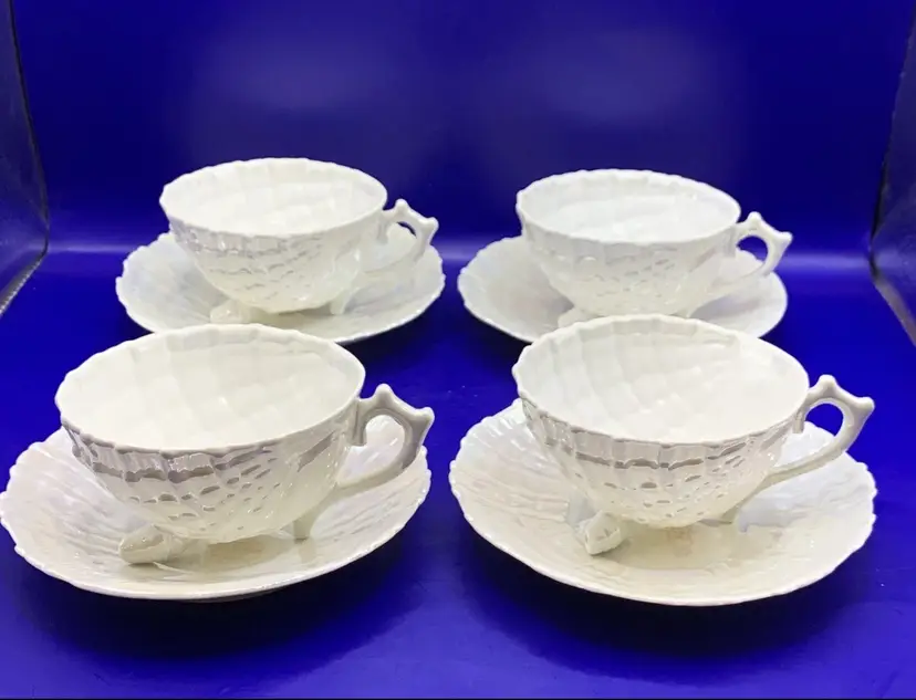 Antique German Iridescent Footed Lusterware Set Of 4 Shell Teacups Saucers Belleek Style
