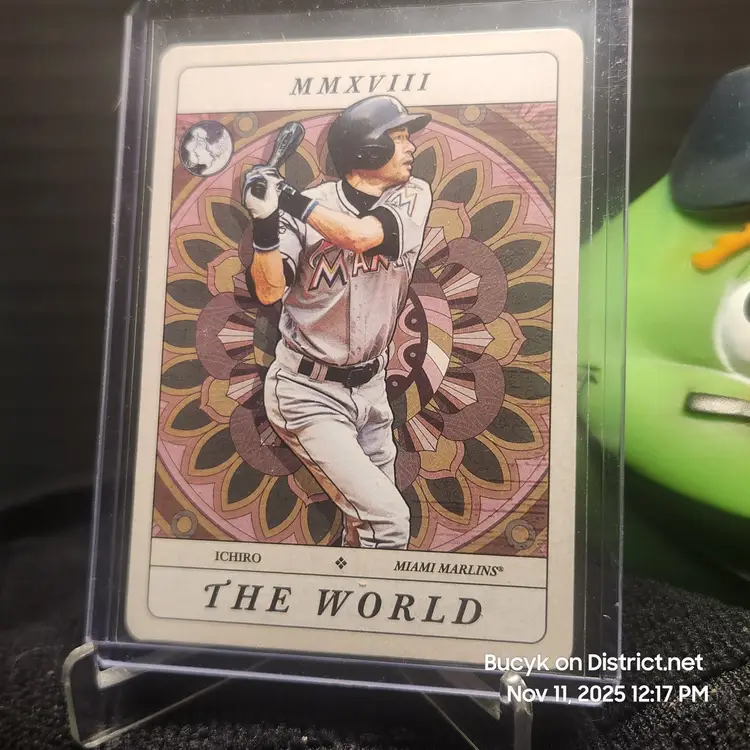 2018 Topps Gypsy Queen Tarot Card - Ichiro Miami Marlins