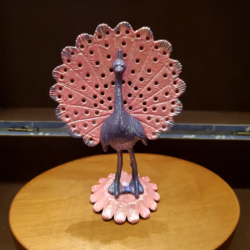 Libby peacock earring holder