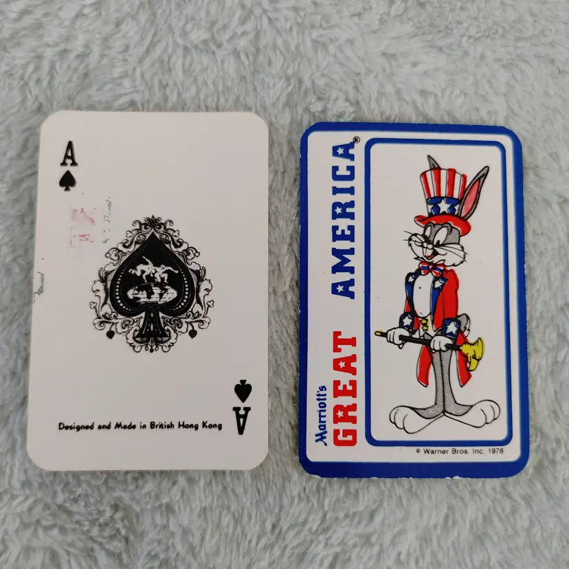 1 Single Mini Swap Card - Mini Playing Card. Marriott's Great America Bugs Bunny. 1976. Vintage. Designed and Made in British Hong Kong. Dimension 1.5 x 2.5. Read description.