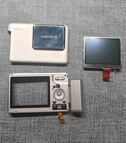 Nikon CoolPix S2 5MP Digital Camera Silver FRONT/REAR CASE & LCD SCREEN PARTS !!