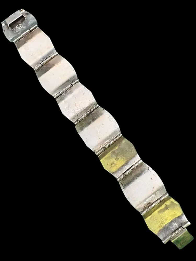 58. Vintage Alpaca Mexico Hinged Abalone Faces Bracelet- Sz 7