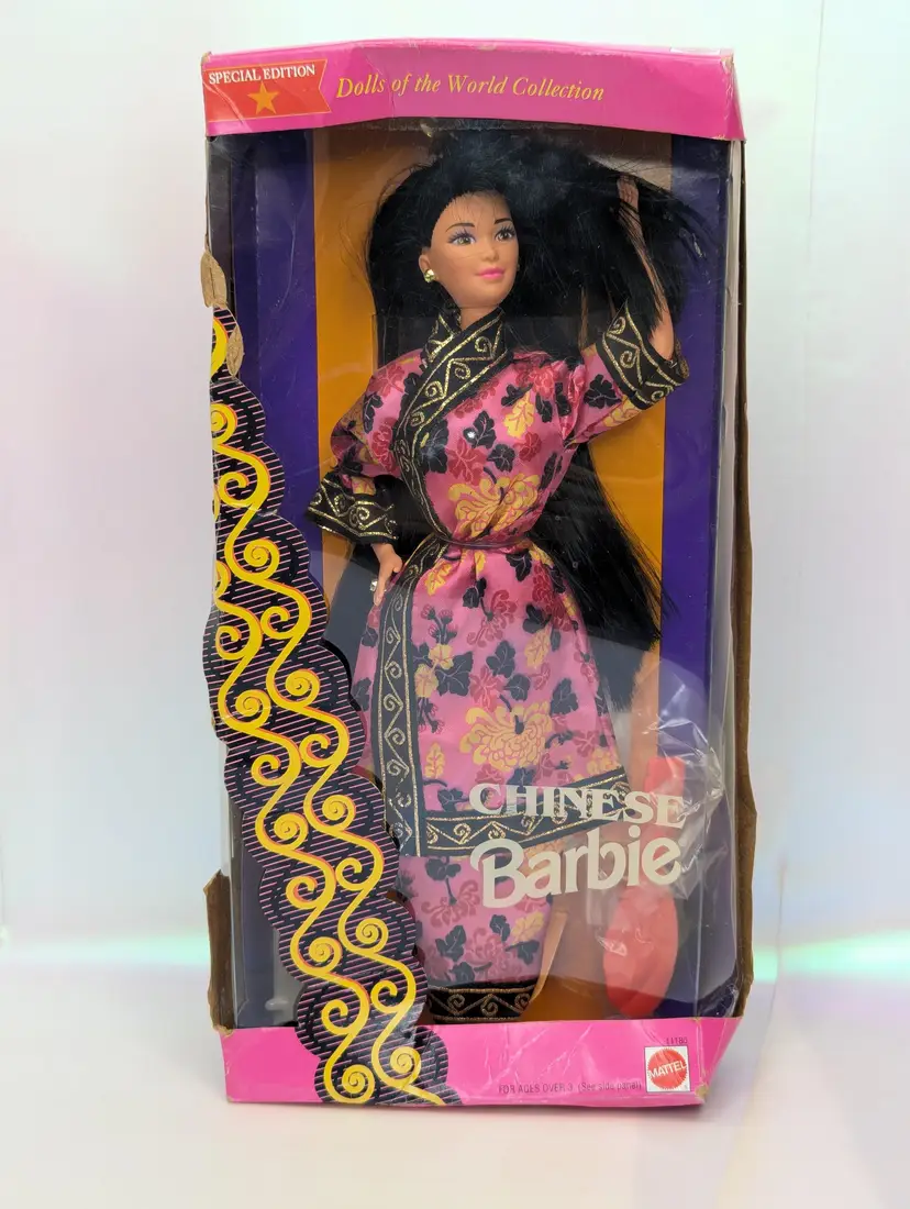 Chinese Barbie Doll Special Edition Dolls of The World 1993 Mattel #11180 NRFB Damaged Box China DOTW Vintage 90s collectible Barbie Doll toys