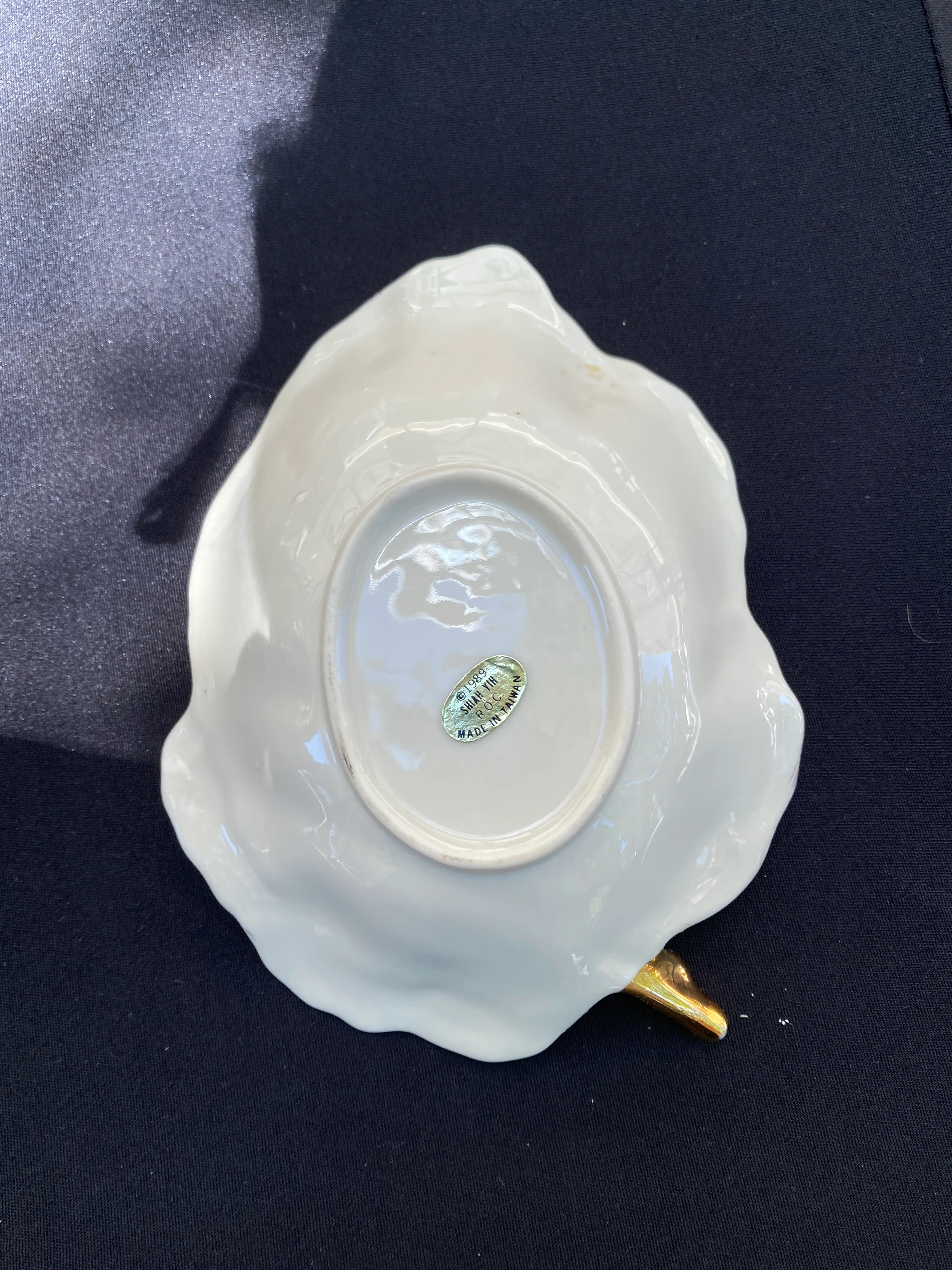 Image 2 of 6
