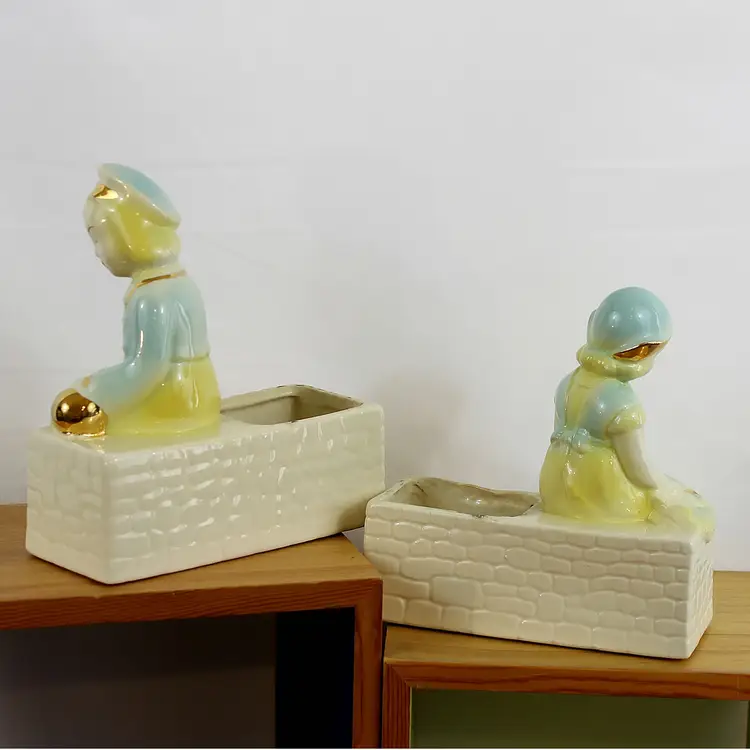 Vintage MCM Dutch Boy and Girl Planters Mid Century with gold highlights (B)