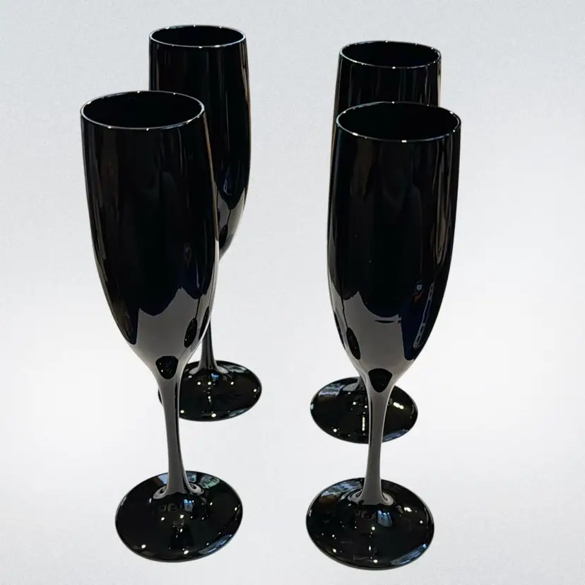 Set Of 4 Libbey Black Amethyst Champagne Flutes