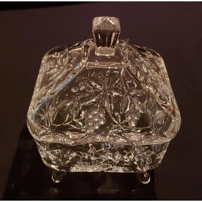Crystal Footed Scalloped Trinket Dish with Lid Studio Crystal