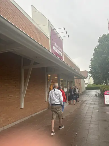 Live Shopping In Skene 