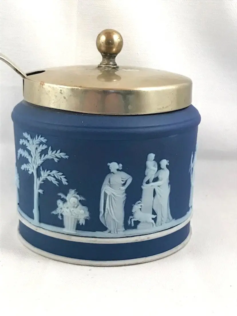 Vintage Wedgewood Condiment Jar with Lid and Sponn