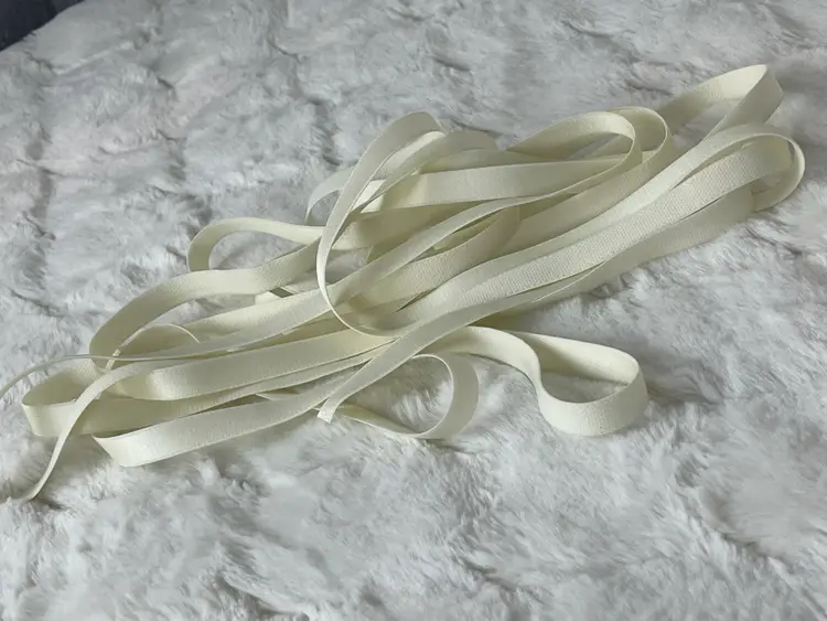 00450 - Simplicity Cream Beige 3/8" Wide Elastic Band 5 yards Trim Craft Apparel