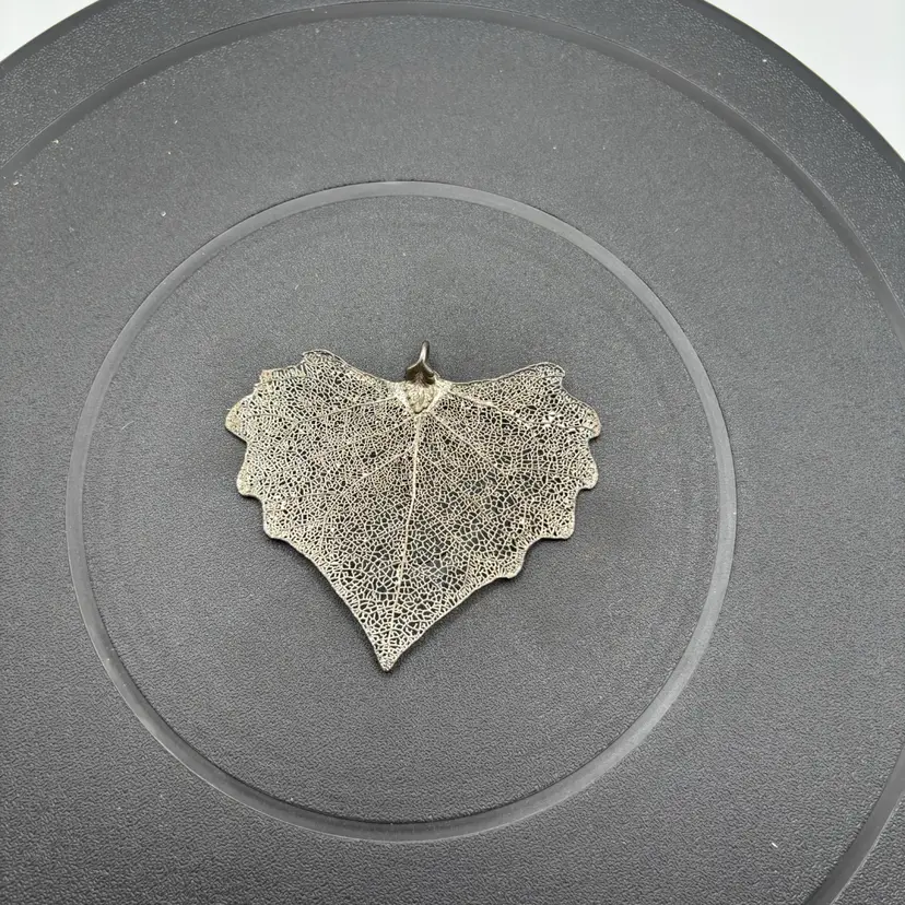 Silver Tone Filigree Leaf Pendant