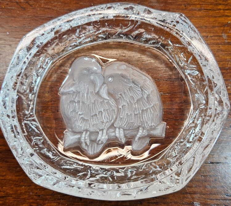 Cristal d'Arques Clear Crystal Trinket Dish Frosted Etched Exotic Birds Parrots
