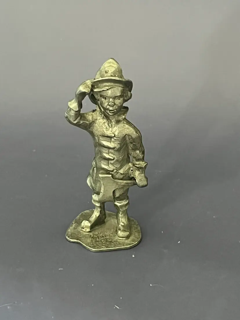 Rawcliffe Pewter 3" Fireman with Ax Figurine