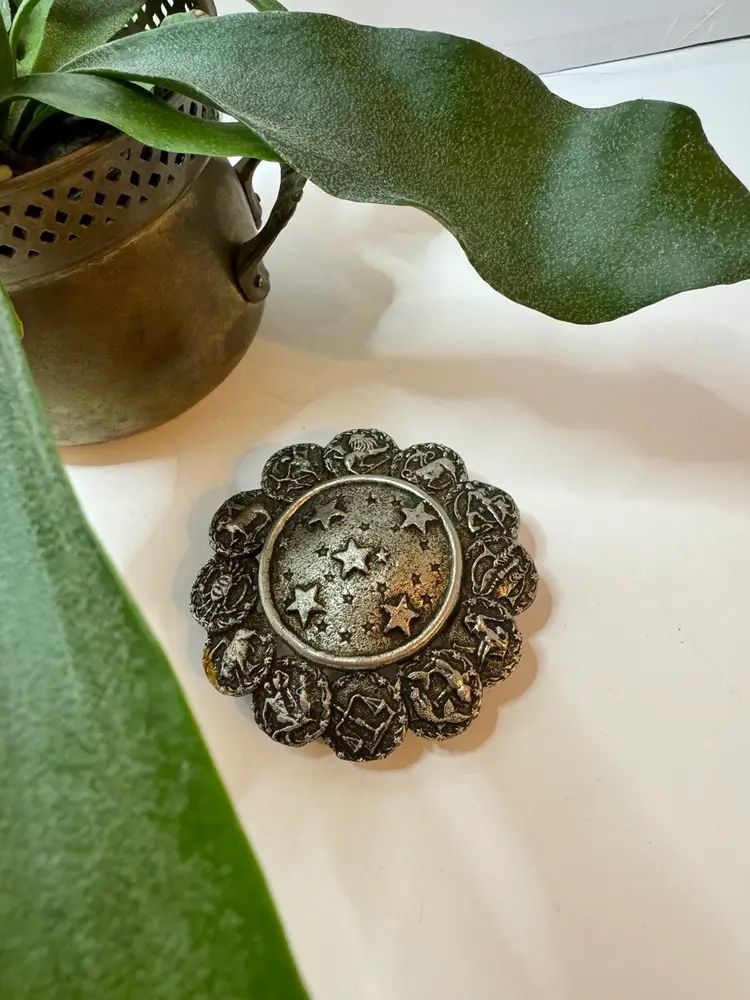 Free Ship - Vintage 1970’s Silver Zodiac Belt Buckle 