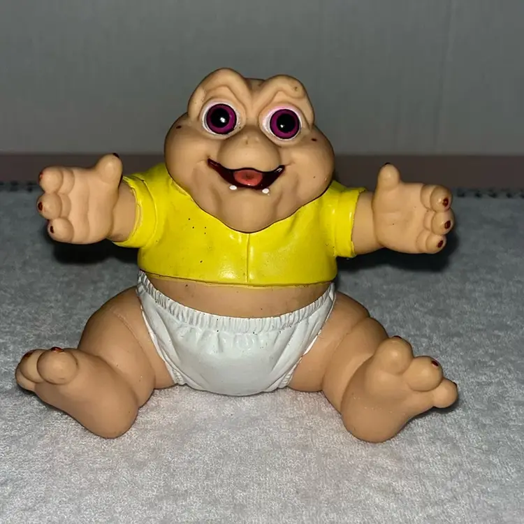 VINTAGE 1991 DISNEY BABY SINCLAIR DINOSAUR FIGURE 3"