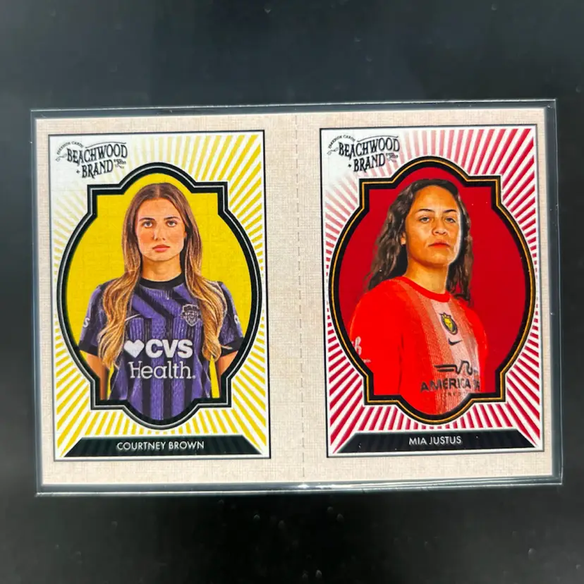 Courtney Brown & Mia Justus 2025 Parkside Beachwood Brand Beachwood Squared Soccer Card
