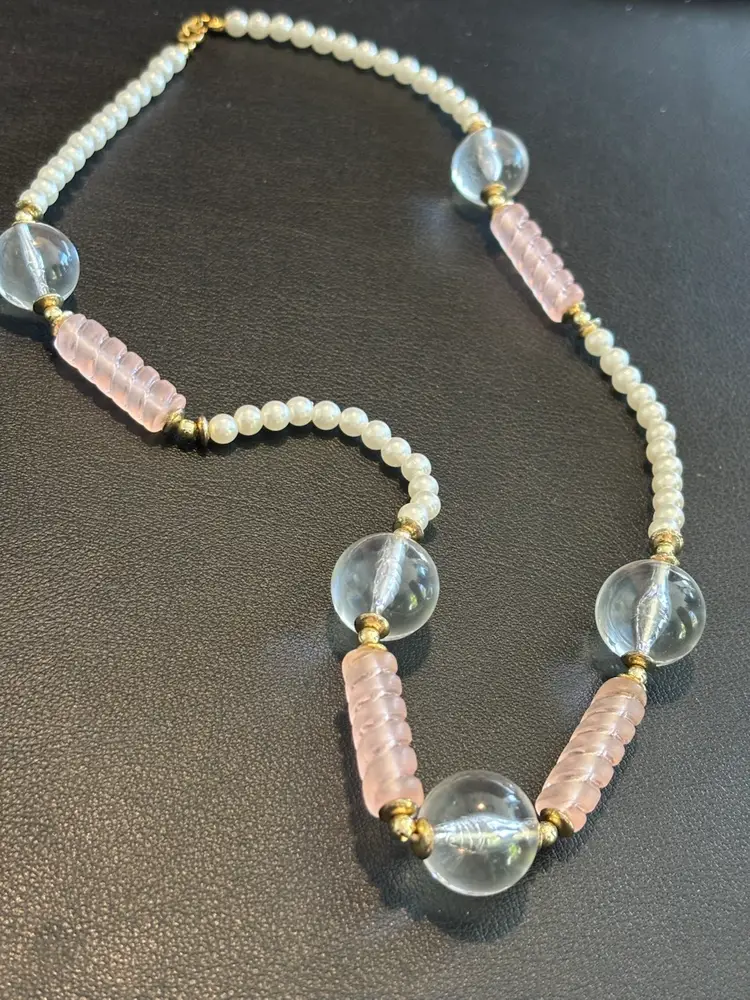 Vintage Clear And Pink Plastic Beads With Faux Pearls Necklace 22” Long
