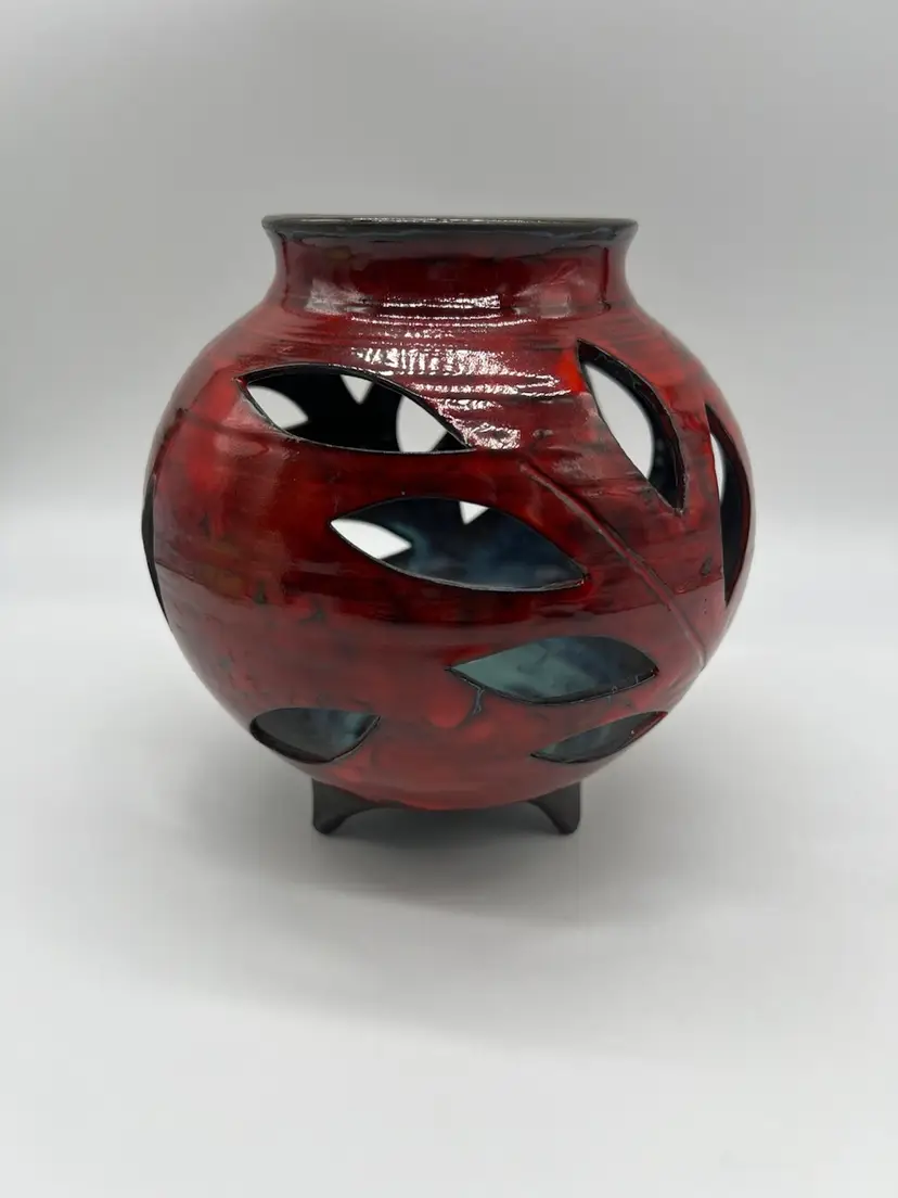 Vintage Larry Allen Pottery Vase: Handmade Art Studio Decor