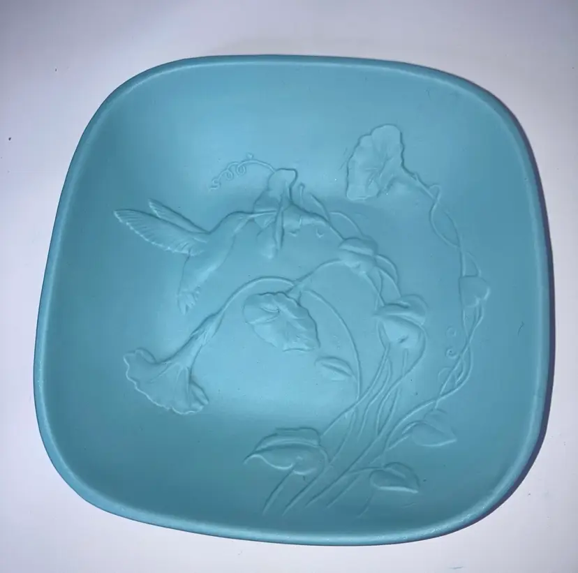 Vintage Blue Matte Finish Dish With Raised Hummingbirds And Flowers! 6 3/4” Wide 1 1/2” Tall!