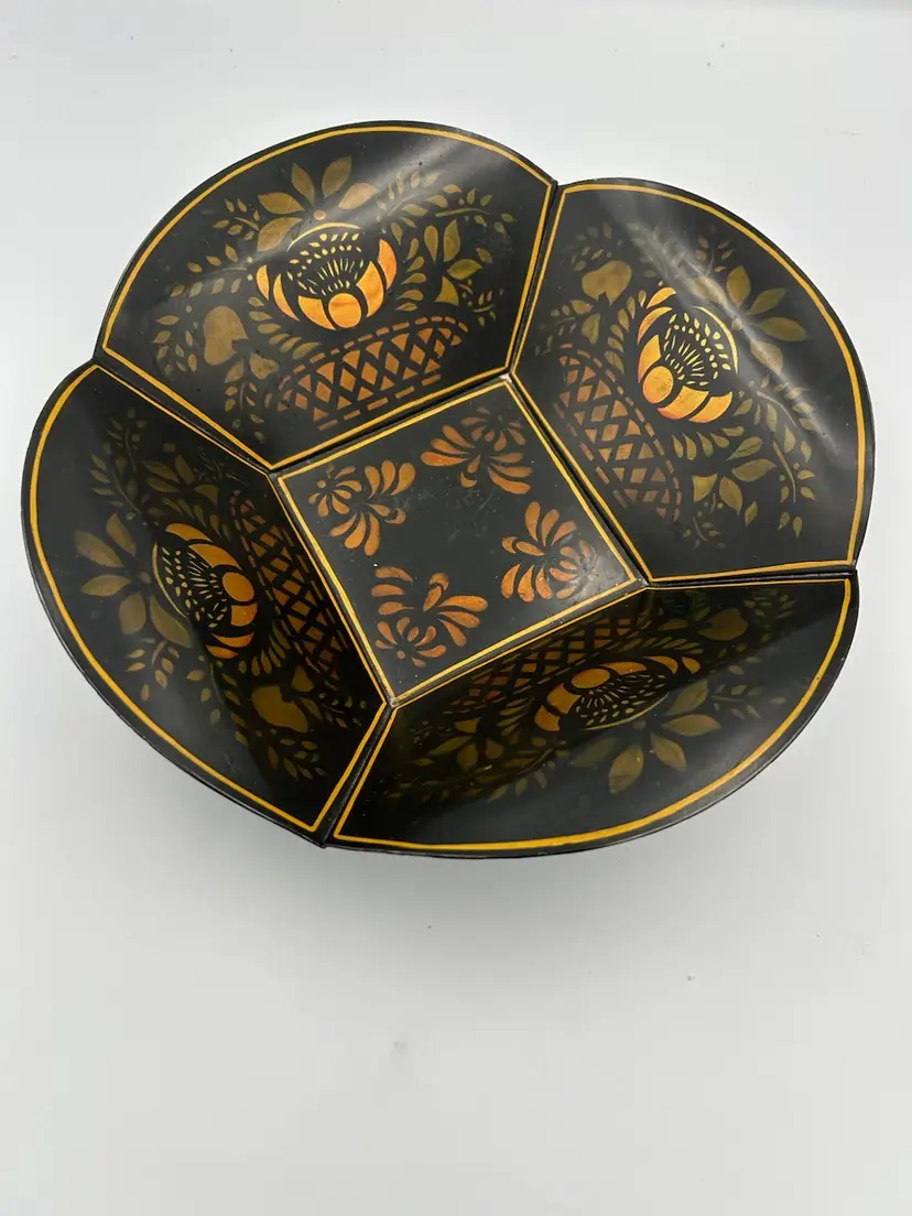 Vintage Toleware Painted Tin Metal Centerpiece, Fruit Bowl, Folk Art Pa Dutch