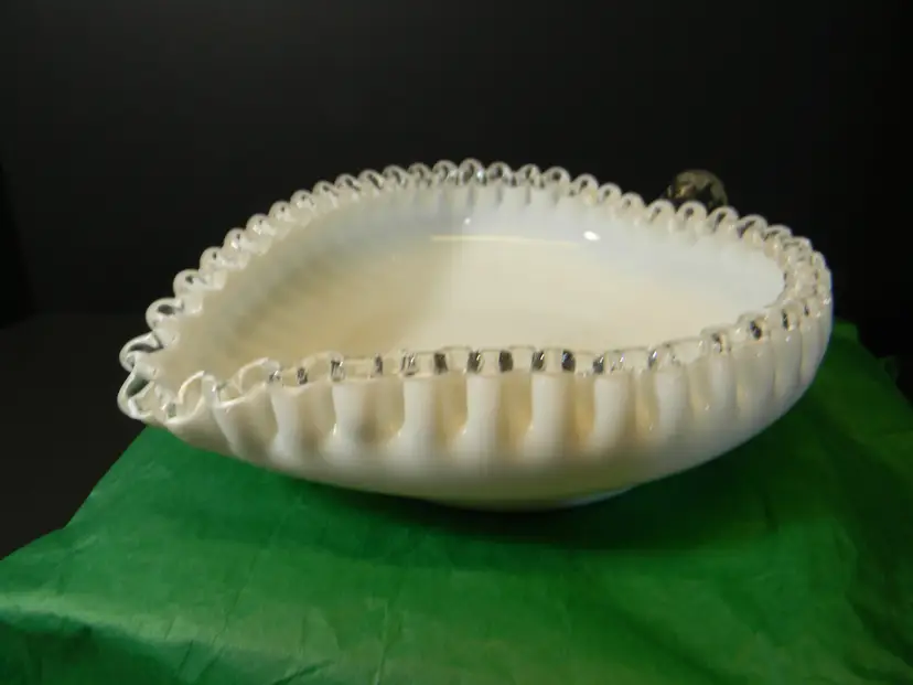 Fenton Leaf/Crest Heart Shaped Art Milk (Opaque) Glass used as a candy dish. ( 6 " W x 2" H)