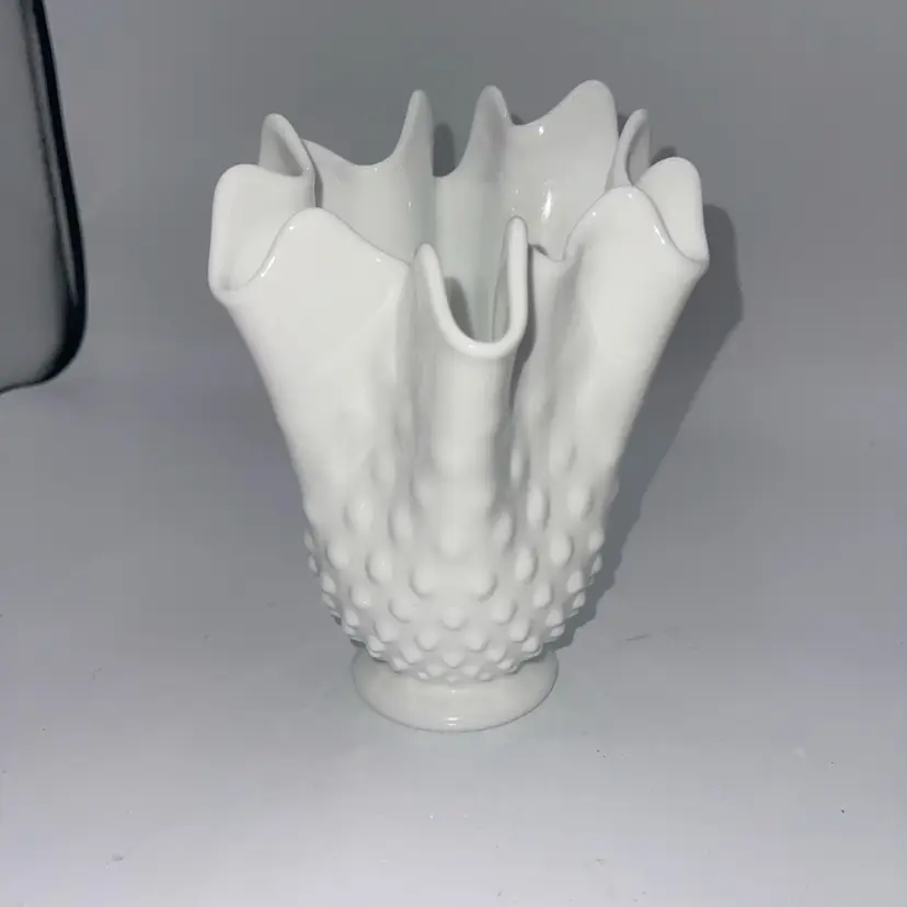 Fenton Hobnail White Milk Glass Handkerchief Swung Vase Footed 6.75”