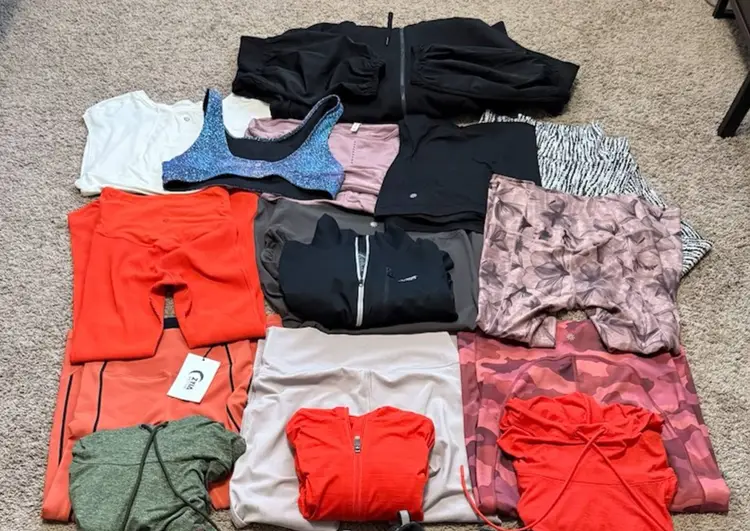 16 Pc Women’s Athletic wear Lot! Leggings, Shirts, Jackets! Lululemon, Athletica, Zyia NWT, Altra +