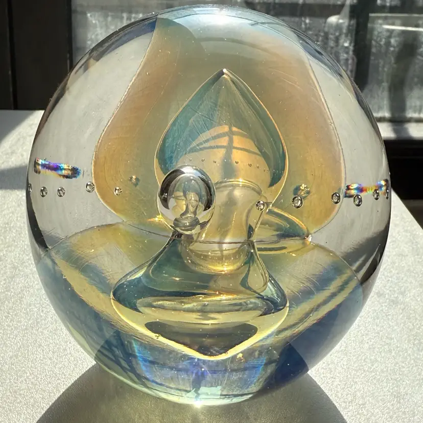 Stunning! Large Robert Eickholt 1991 Controlled Bubbles Opalescent Core 3.5”