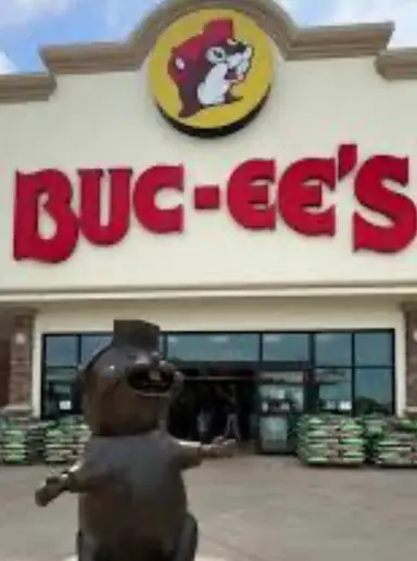 🛒 🦫 Shop With Me At Bucc-ee’s! 🦫 🛒 