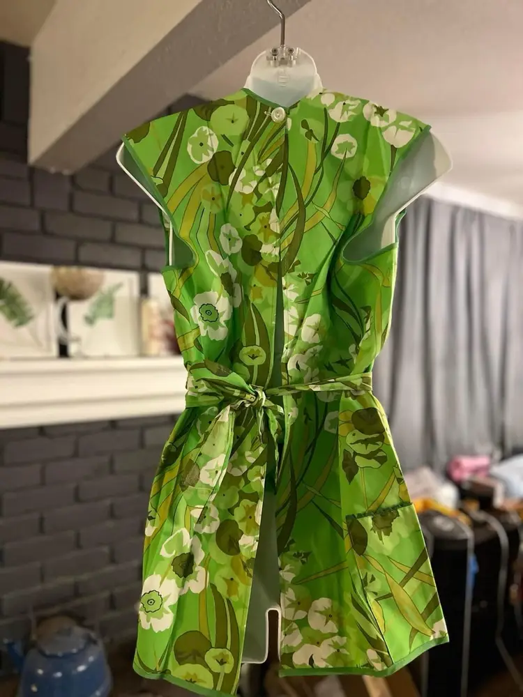 Vintage Green Floral Apron/Smock/Cover Up