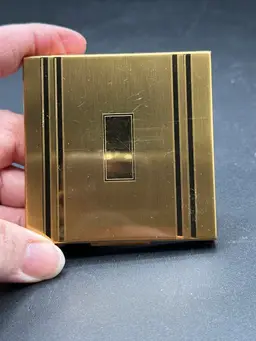 VINTAGE ELGIN GOLD TONE POWDER COMPAC, PUFF AND PAPER INSERT -1940'S