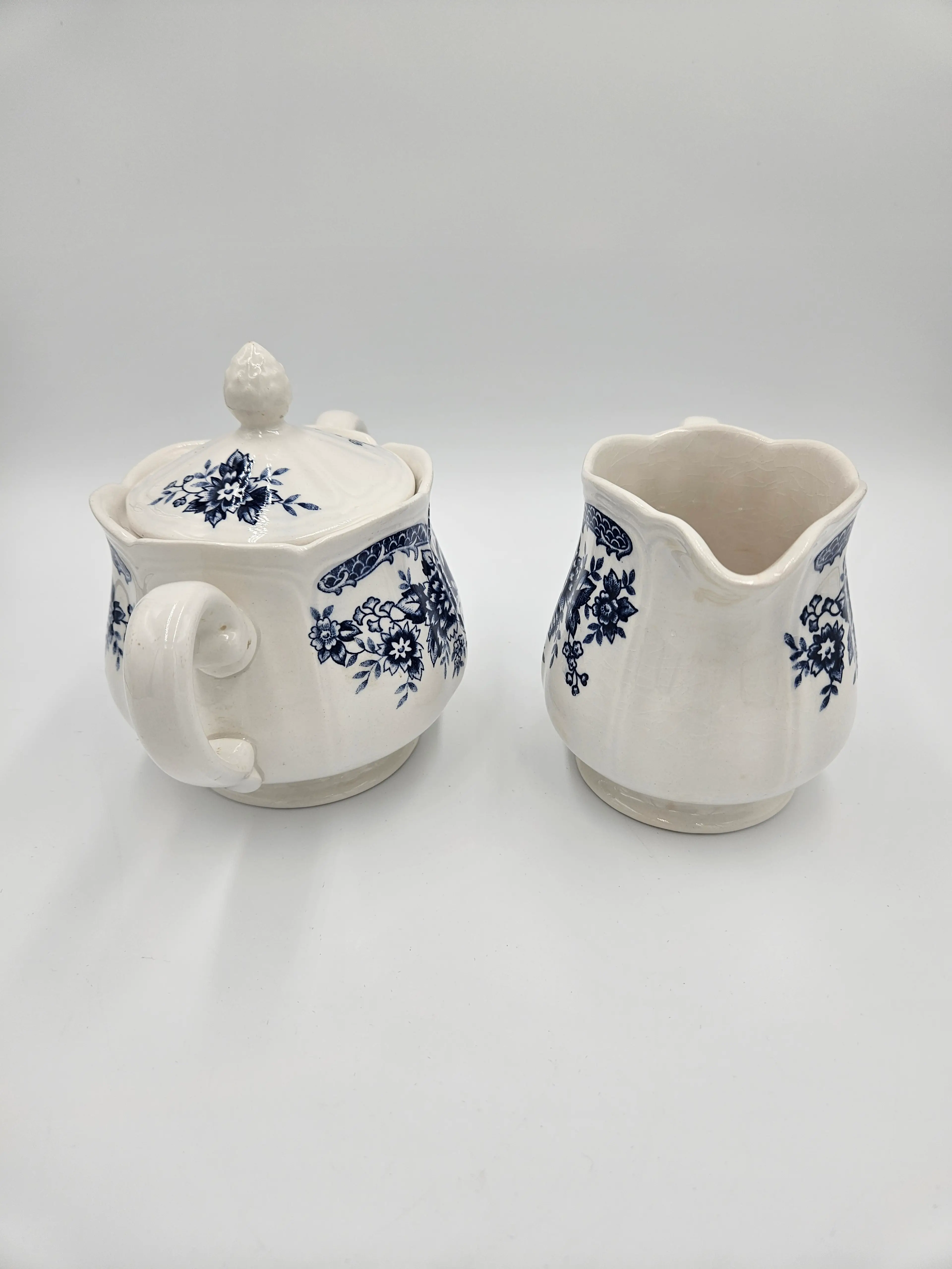 Image 4 of 6