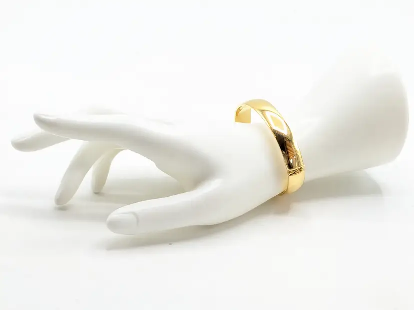 Vintage Monet Oval Gold Tone Clamper Bangle Bracelet