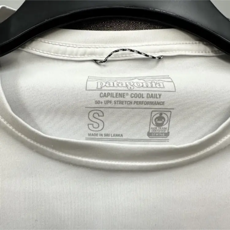Patagonia Capilene Cool Daily Graphic Logo Shirt Sz S 50 UPF Stretch Performance