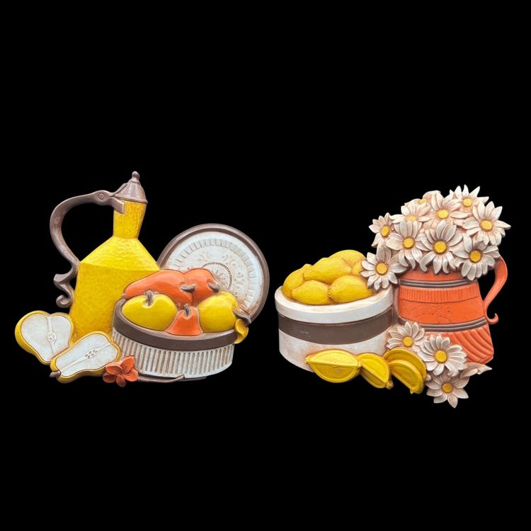 #291A Pair Of Vintage 1981 Syroco/Homco Daisies Lemons Fruit Kitschy Kitchen Decor Wall Plaques Granny Decor