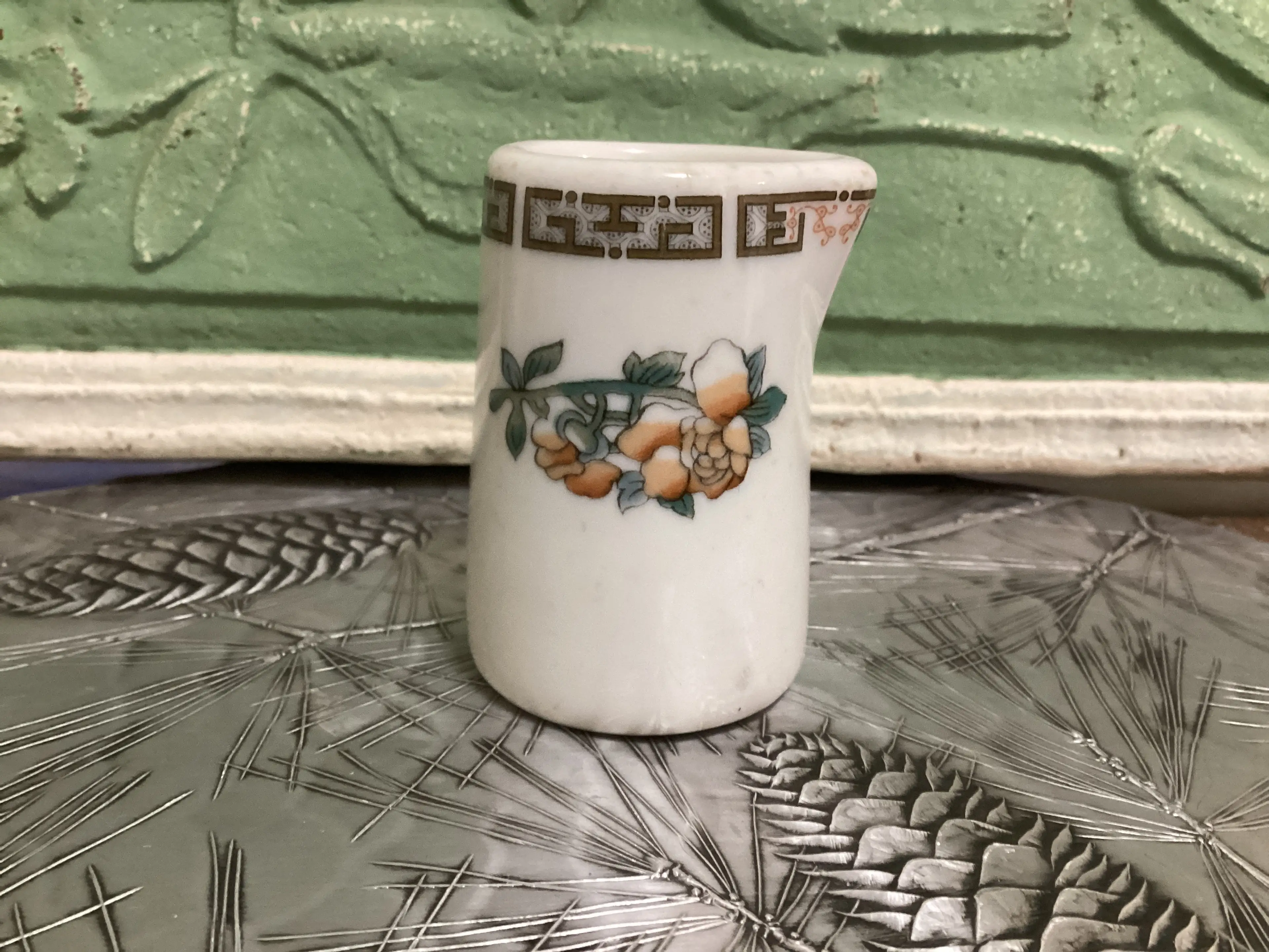 Image 2 of 4