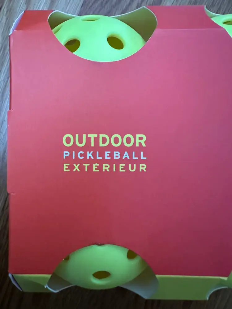 Penn 40 Outdoor Pickleballs 6 Pack