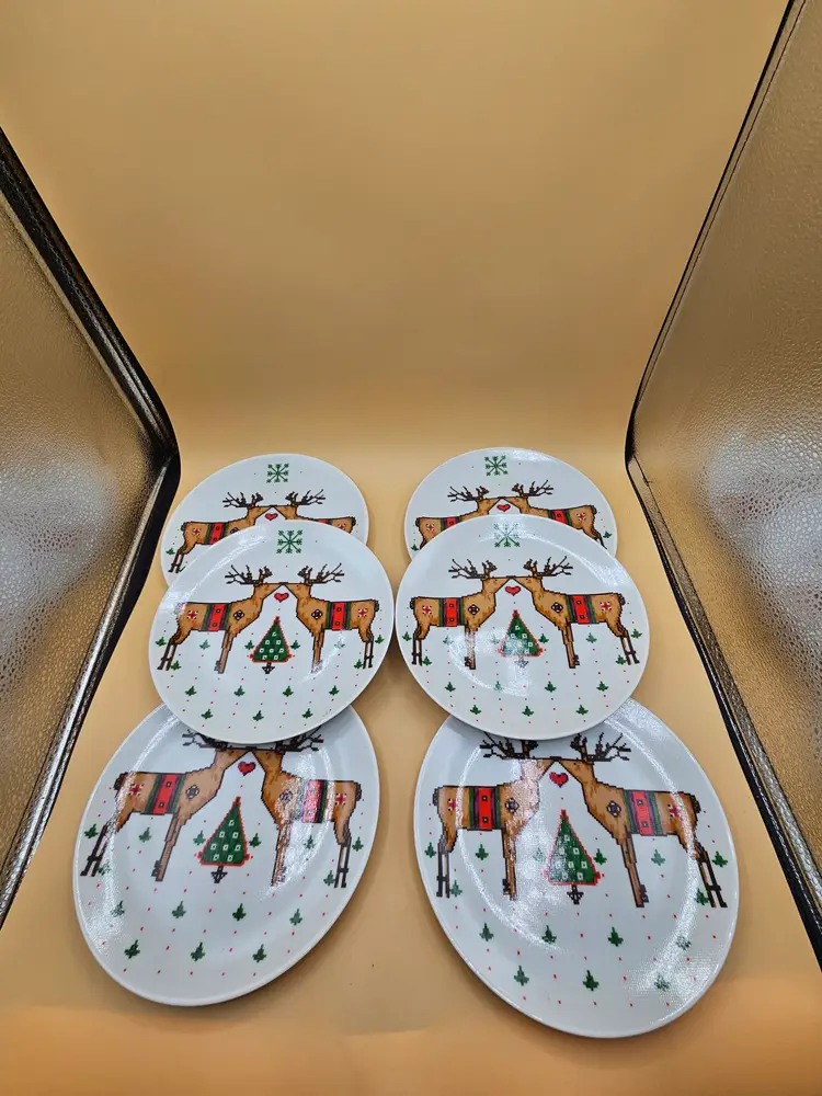 6 Toscany Vintage Deer Kissing CHRISTMAS 7.75" Plates By Bill Logan, Japan