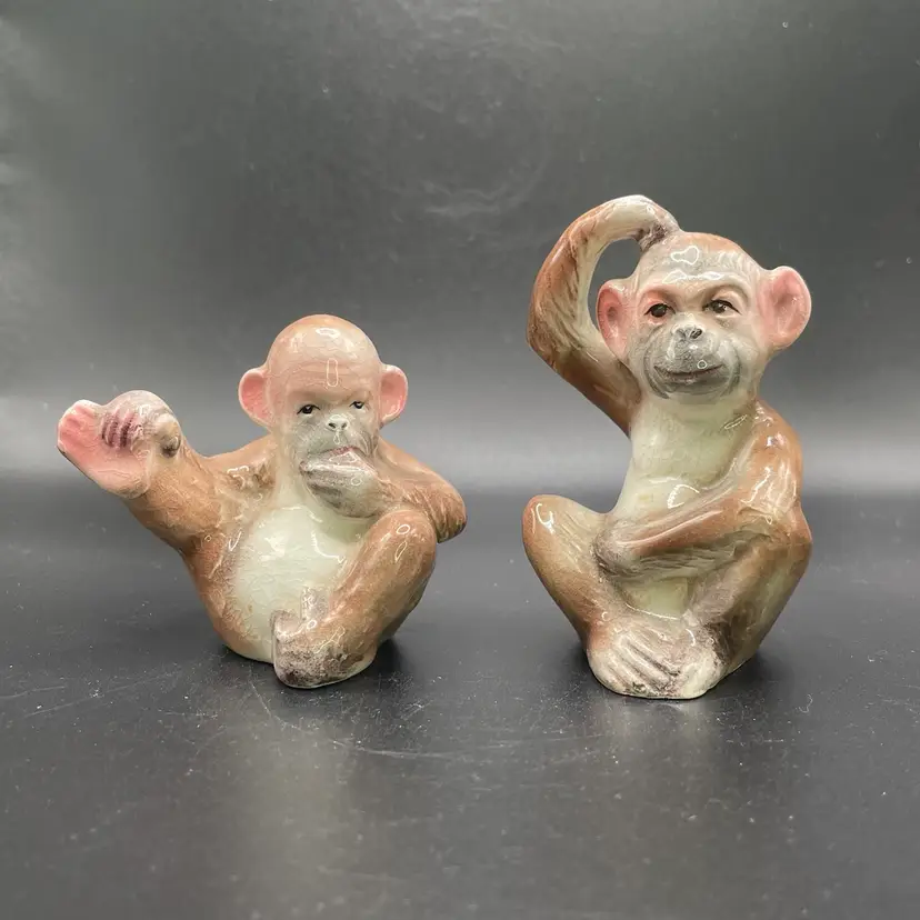 Napco Monkey Chimpanzee Chimp Salt & Pepper Shakers Set of 2 Vintage