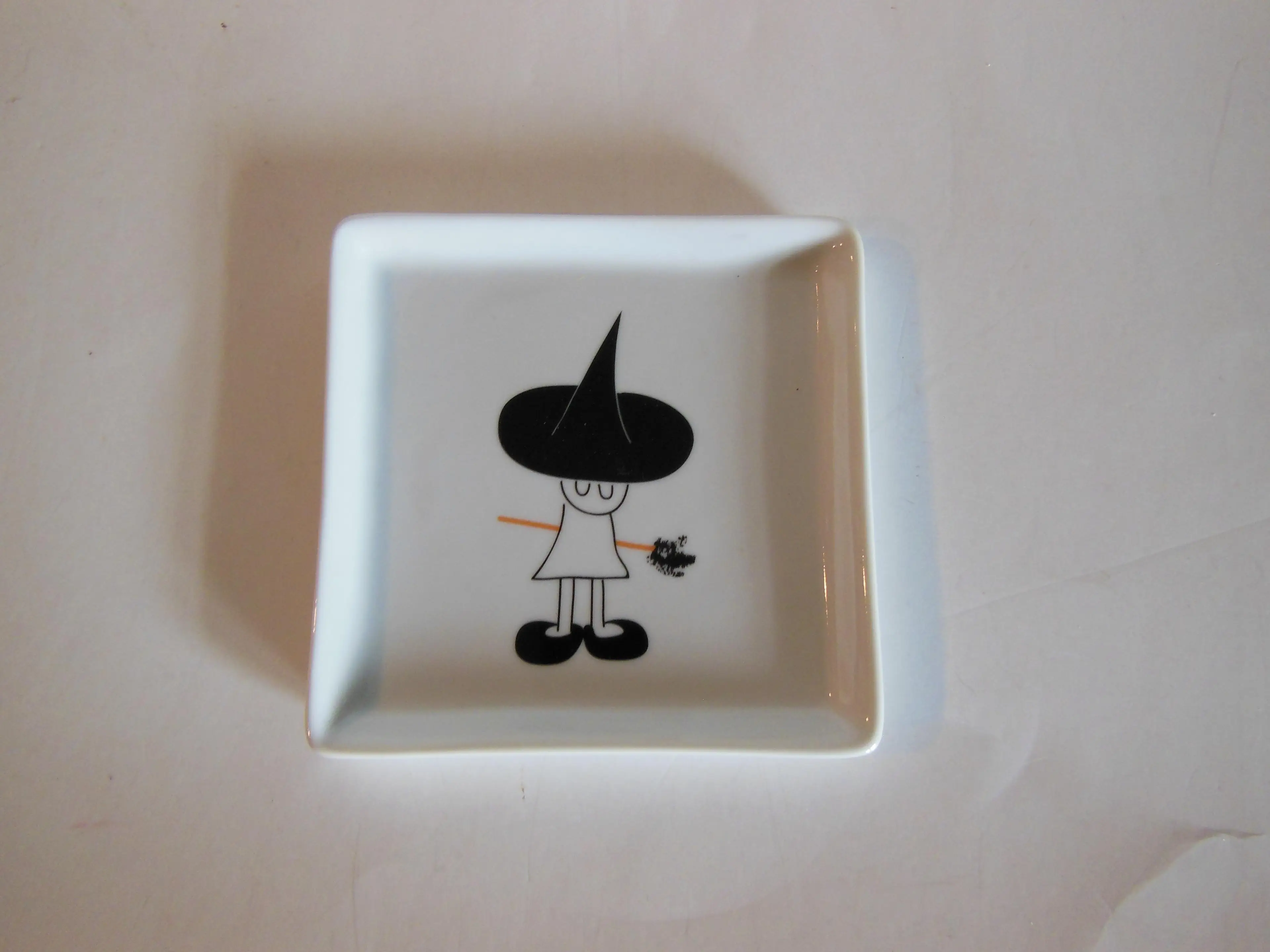 Image 4 of 11