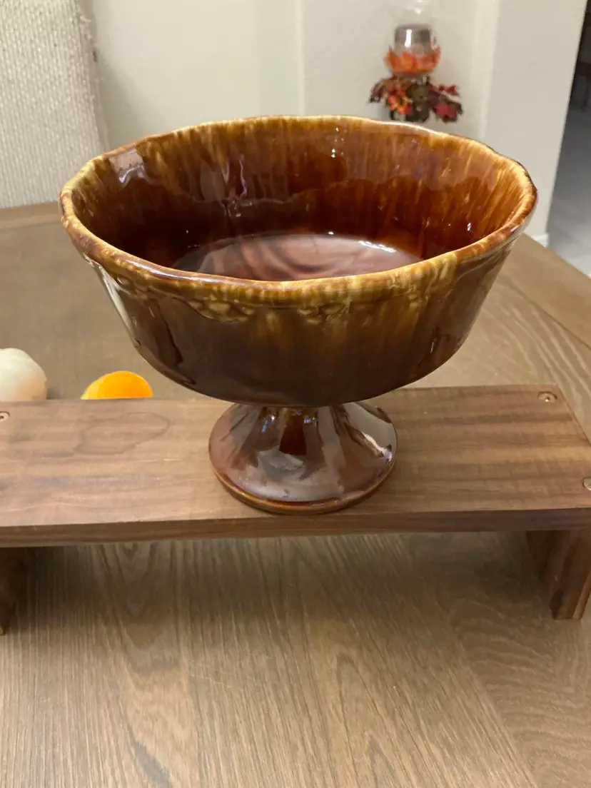 Vintage USA Pottery (McCoy?)