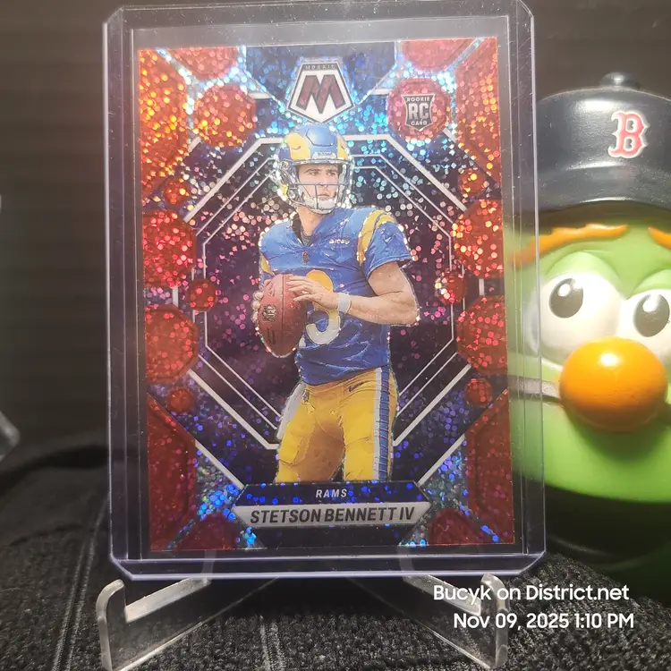 2023 Panini Mosaic Sparkle Red - Stetson Bennett IV Los Angeles Rams