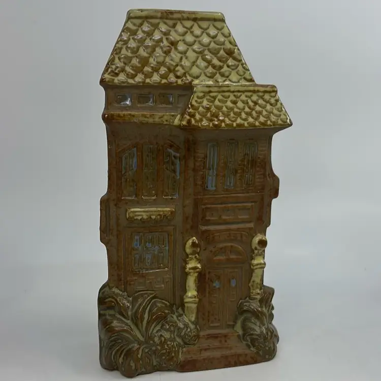 Counterpoint Japan Victorian Brownstone Wall Pocket 7H 3.5W